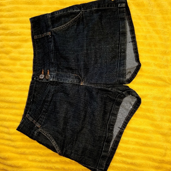 Women Jeans (shorts) - Picture 1 of 4